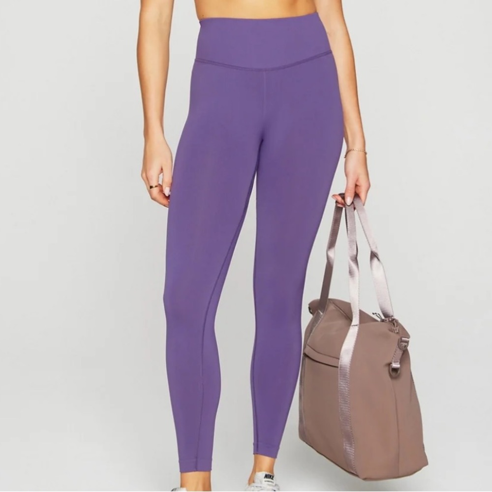 Fabletics -Sleek Seamless High-Waisted Legging